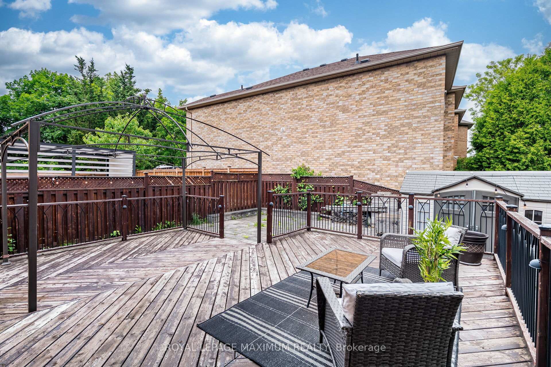 Photo 47 of 141 Panorama Crescent, Vaughan, Elder Mills — HOMEH