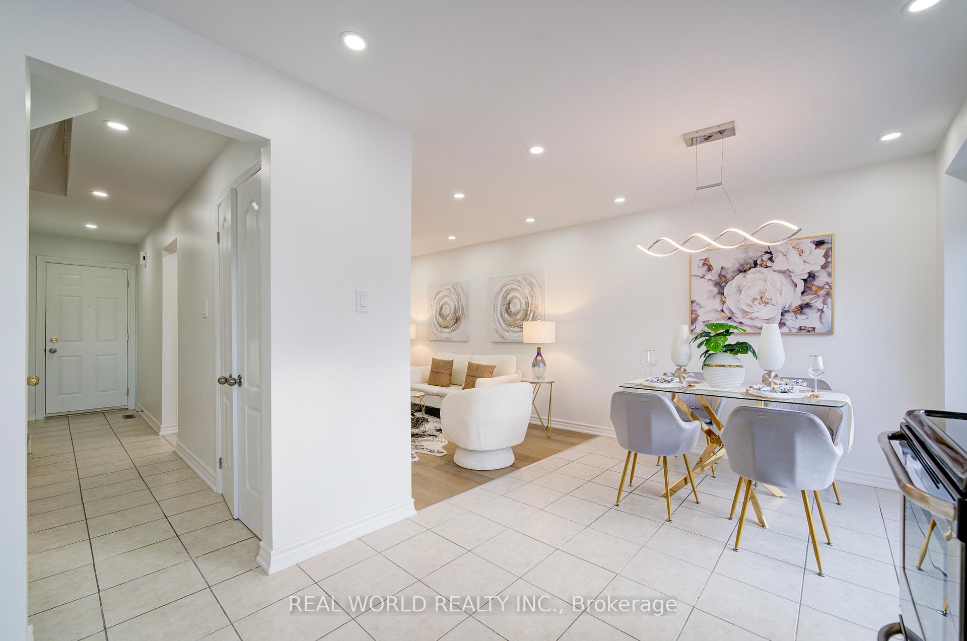 Photo 11 of 116 Appleby Crescent, Markham, Milliken Mills West — HOMEH