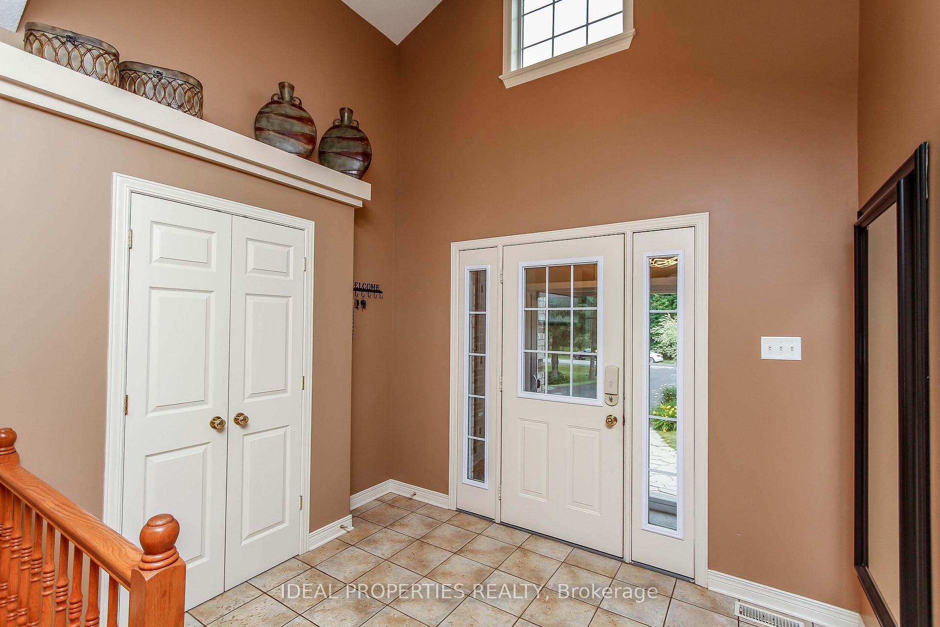 Photo 4 of 208 Pine Ridge Drive, Beckwith, Beckwith Twp — HOMEH