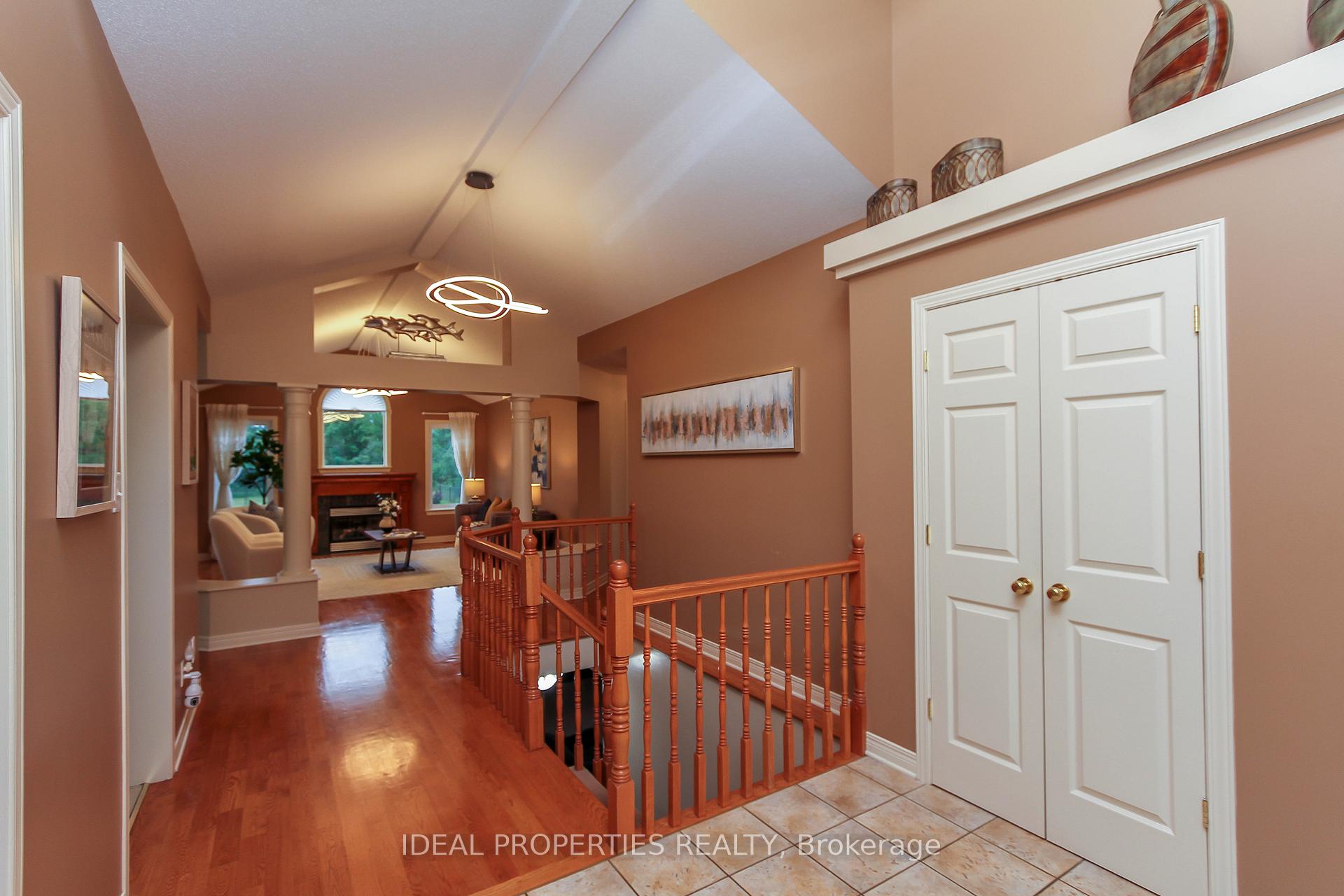 Photo 5 of 208 Pine Ridge Drive, Beckwith, Beckwith Twp — HOMEH