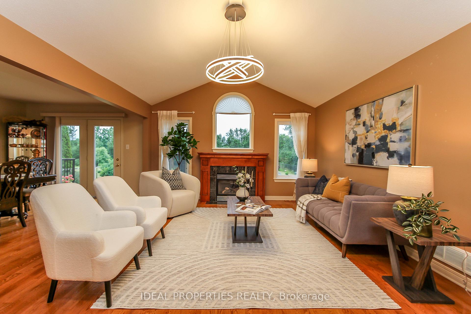 Photo 9 of 208 Pine Ridge Drive, Beckwith, Beckwith Twp — HOMEH