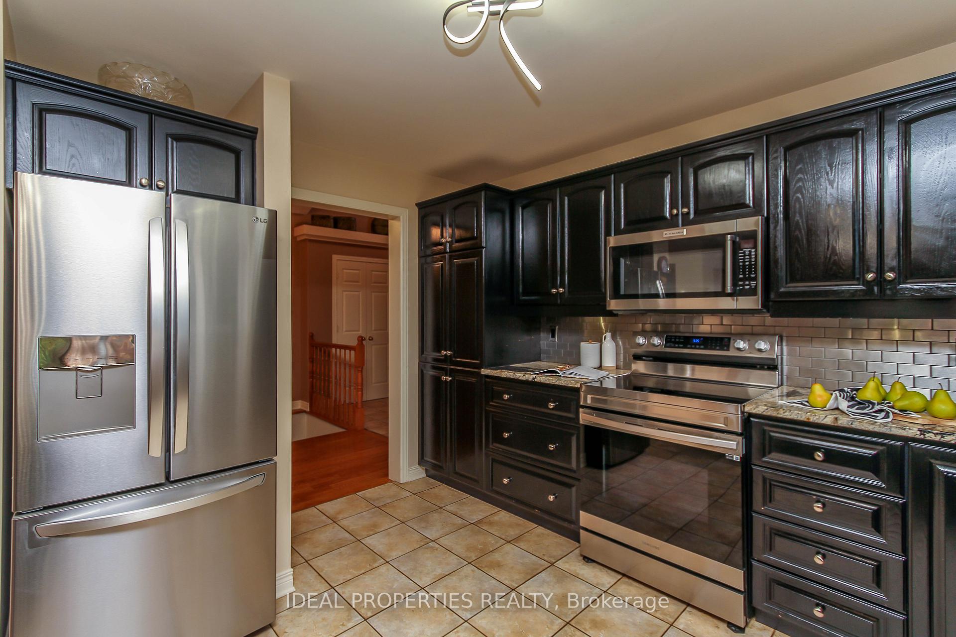 Photo 17 of 208 Pine Ridge Drive, Beckwith, Beckwith Twp — HOMEH