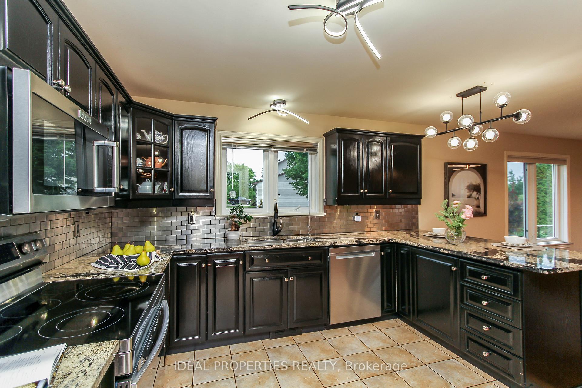 Photo 18 of 208 Pine Ridge Drive, Beckwith, Beckwith Twp — HOMEH
