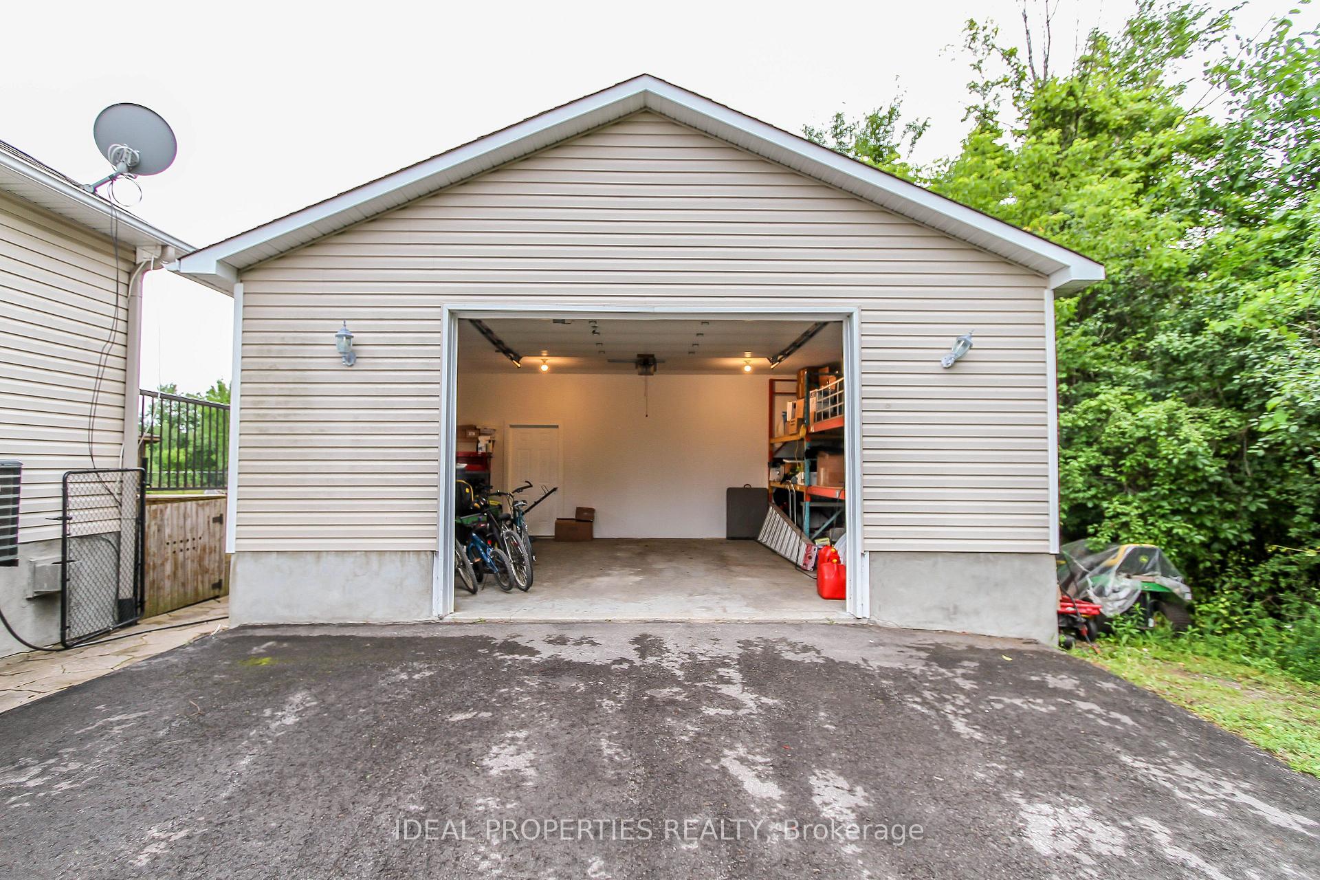 Photo 38 of 208 Pine Ridge Drive, Beckwith, Beckwith Twp — HOMEH
