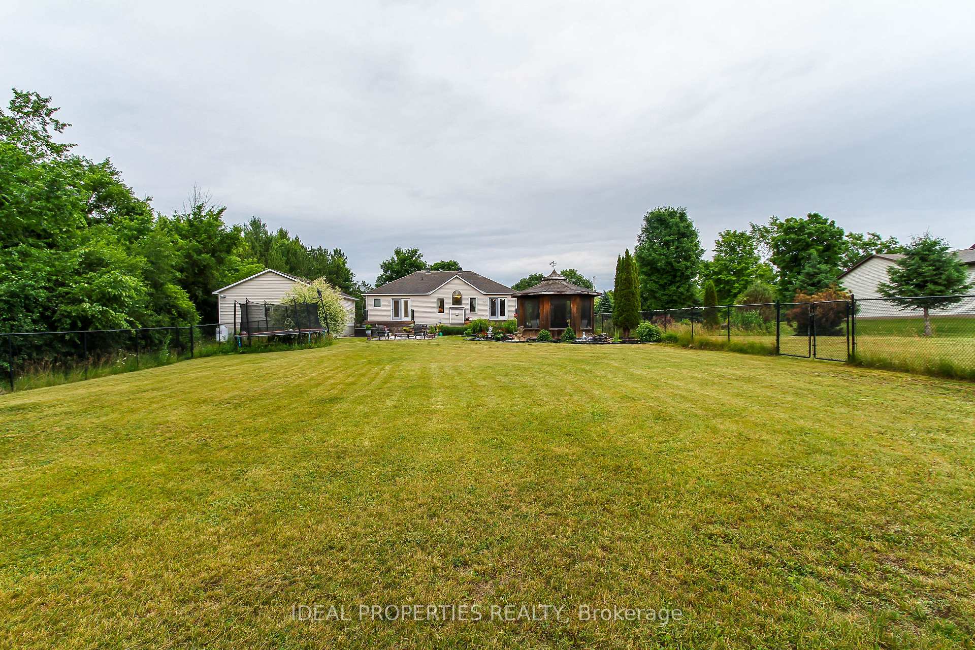 Photo 39 of 208 Pine Ridge Drive, Beckwith, Beckwith Twp — HOMEH