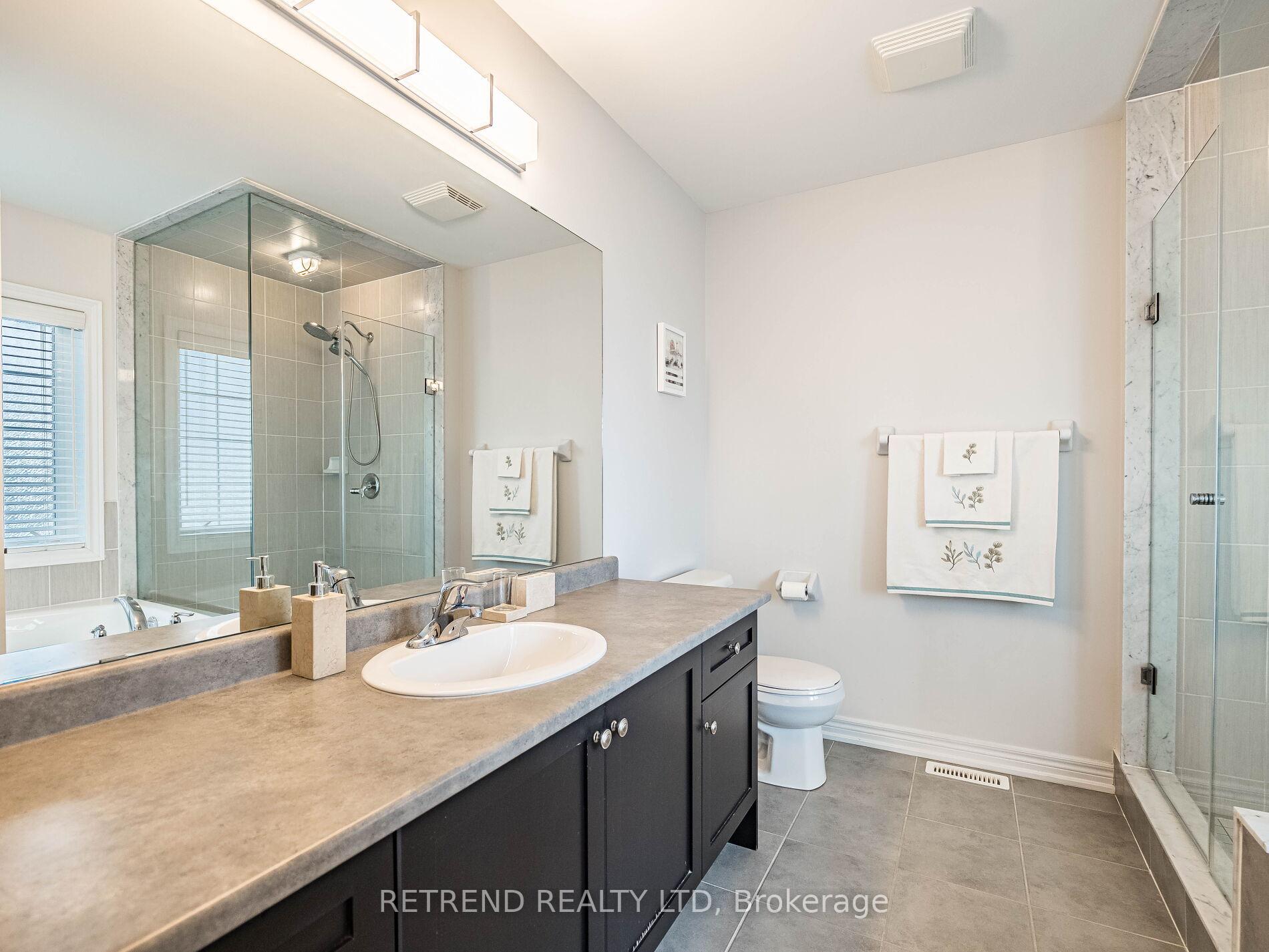 Photo 27 of 119 Barons Street, Vaughan, Kleinburg — HOMEH