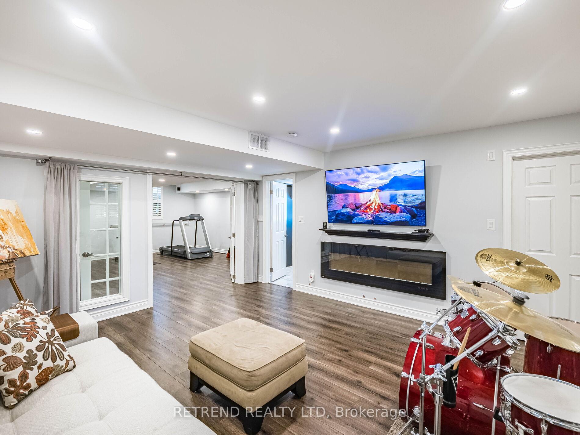 Photo 41 of 119 Barons Street, Vaughan, Kleinburg — HOMEH