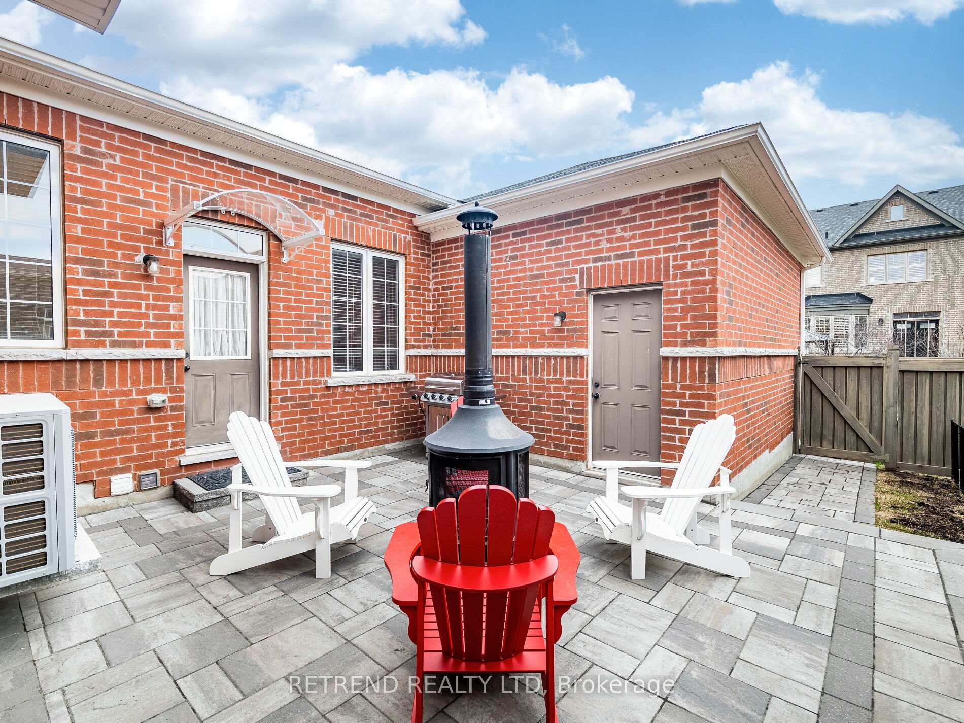 Photo 46 of 119 Barons Street, Vaughan, Kleinburg — HOMEH