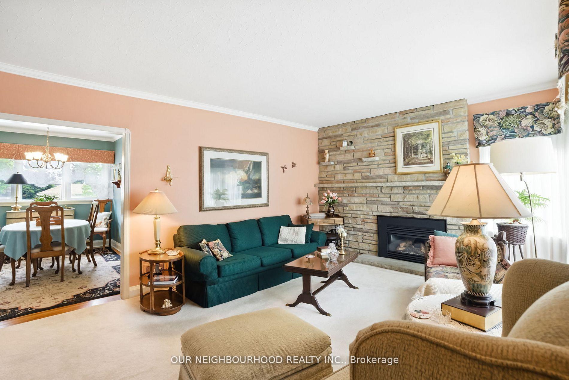 Photo 5 of 303 Byron Street N, Whitby, Downtown Whitby — HOMEH