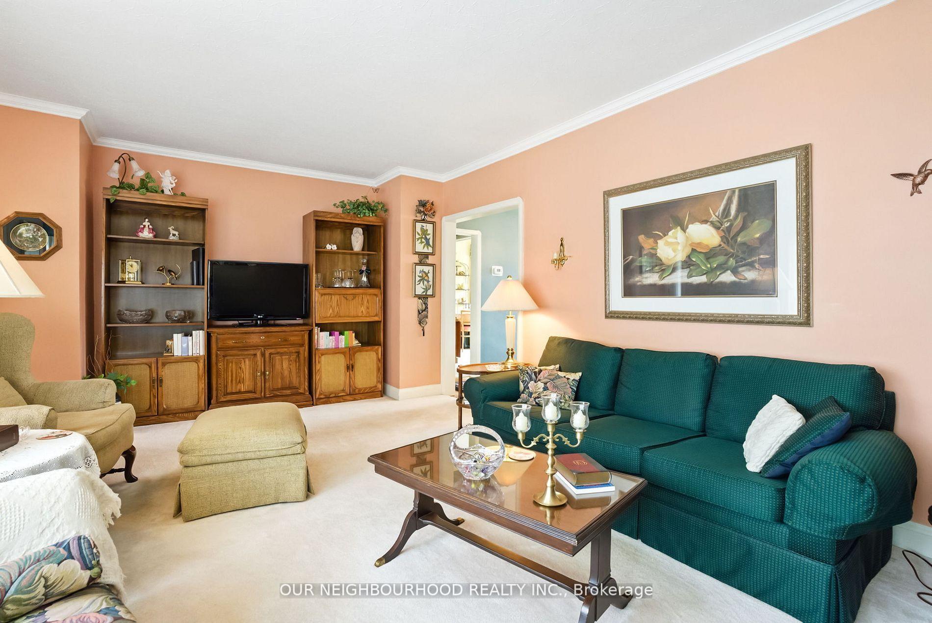 Photo 9 of 303 Byron Street N, Whitby, Downtown Whitby — HOMEH