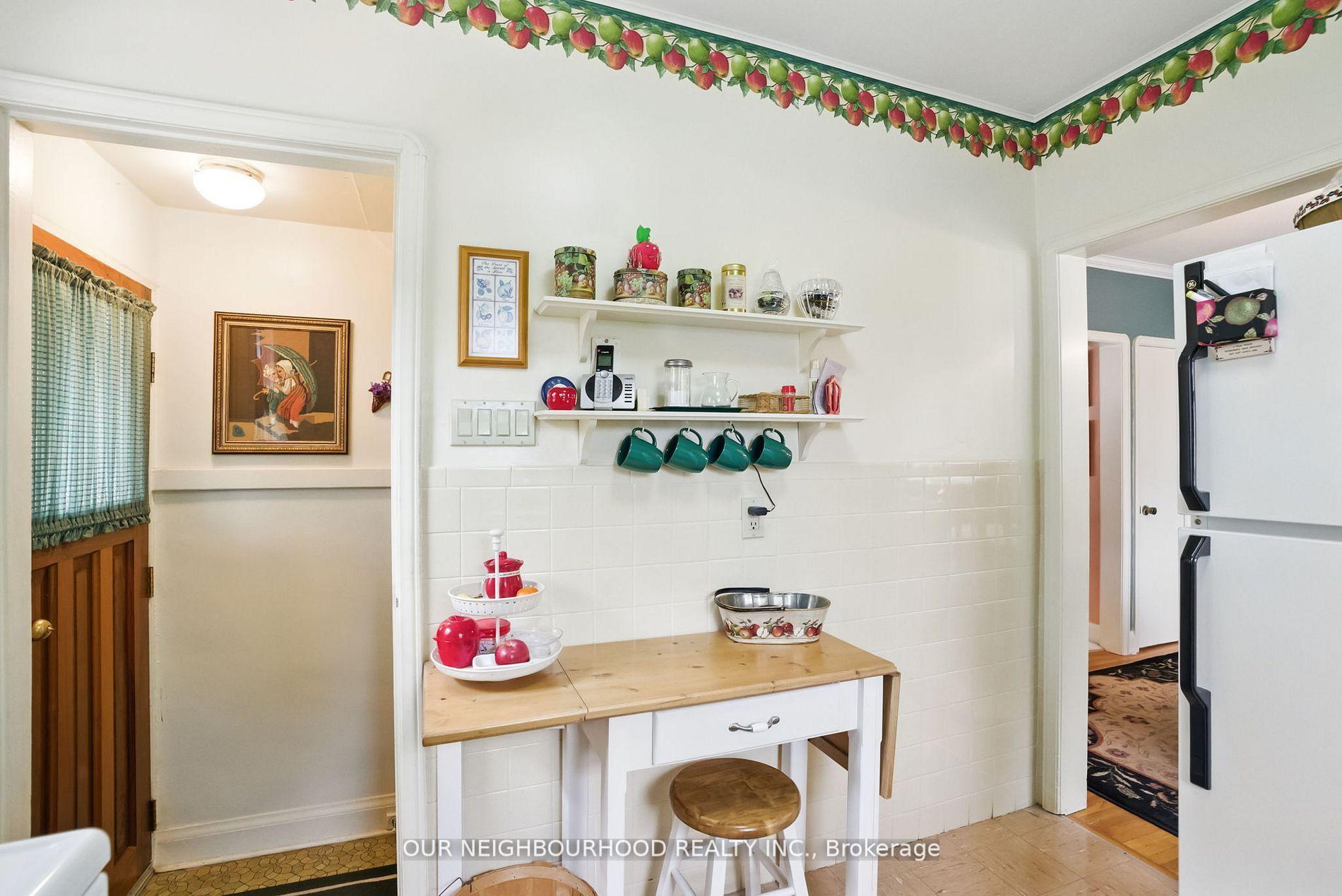 Photo 11 of 303 Byron Street N, Whitby, Downtown Whitby — HOMEH