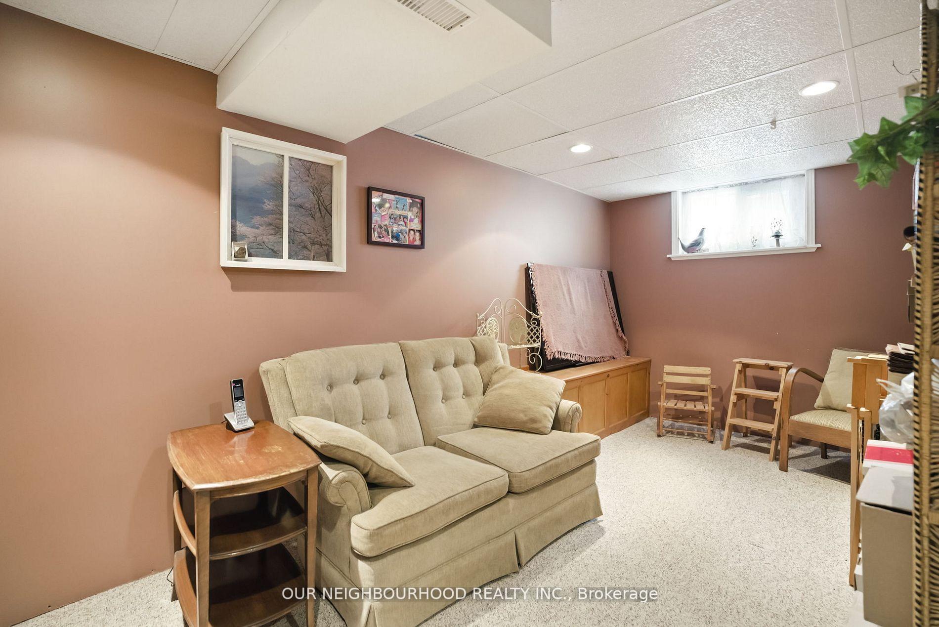 Photo 31 of 303 Byron Street N, Whitby, Downtown Whitby — HOMEH