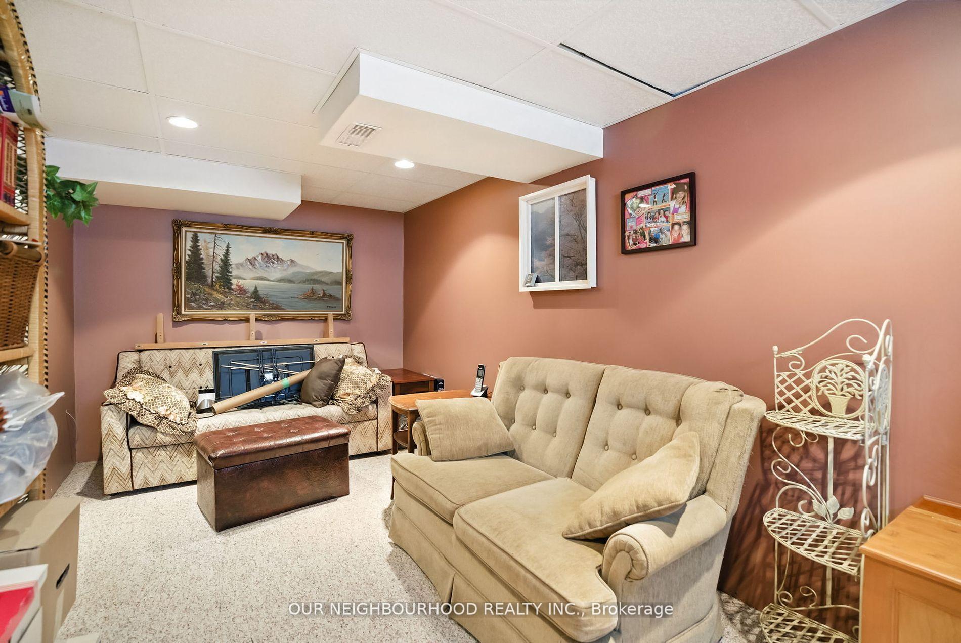 Photo 33 of 303 Byron Street N, Whitby, Downtown Whitby — HOMEH