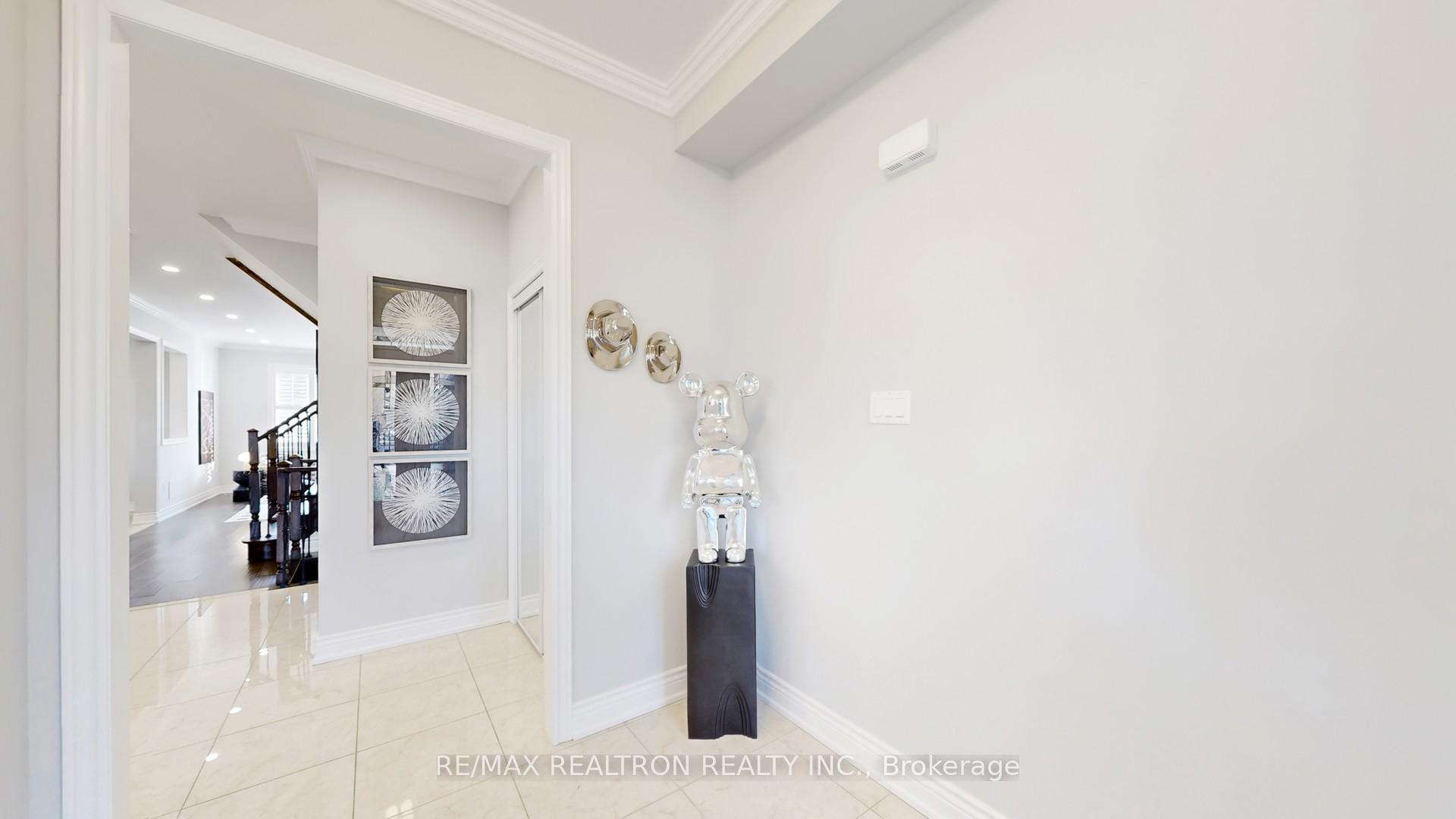 Photo 5 of 97 Kenilworth Gate, Markham, Cornell — HOMEH