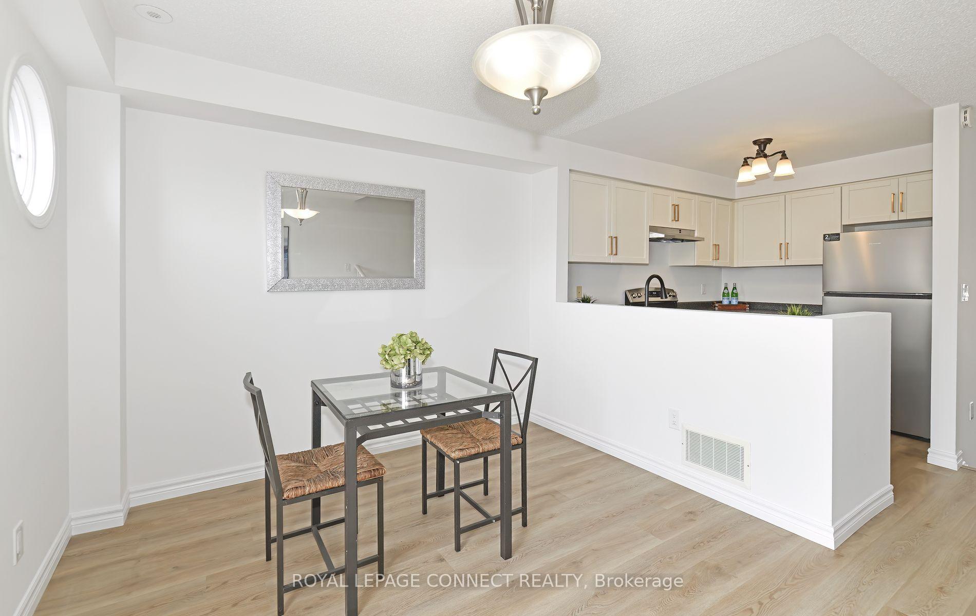Photo 5 of 85 Sprucedale Way, Whitby, Pringle Creek — HOMEH