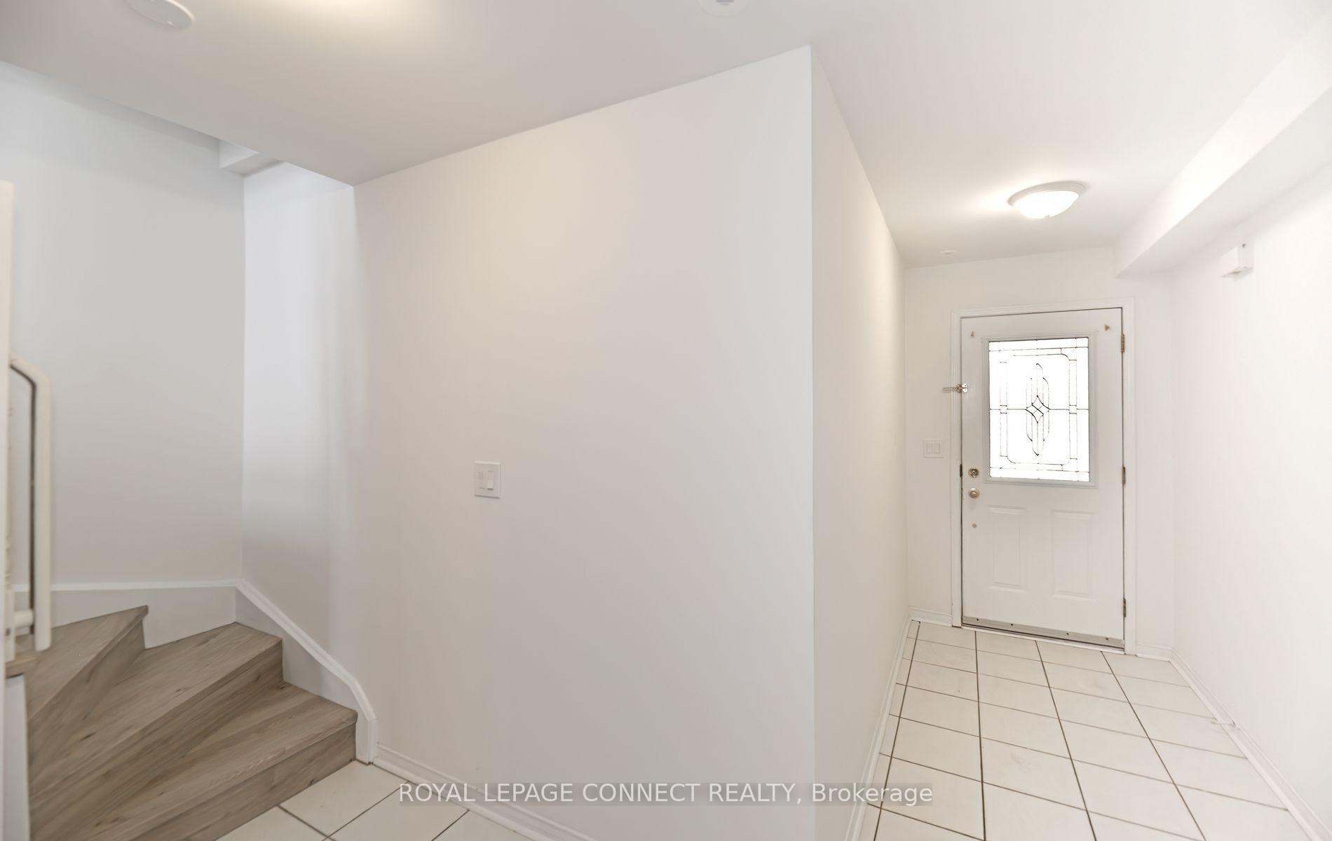 Photo 11 of 85 Sprucedale Way, Whitby, Pringle Creek — HOMEH