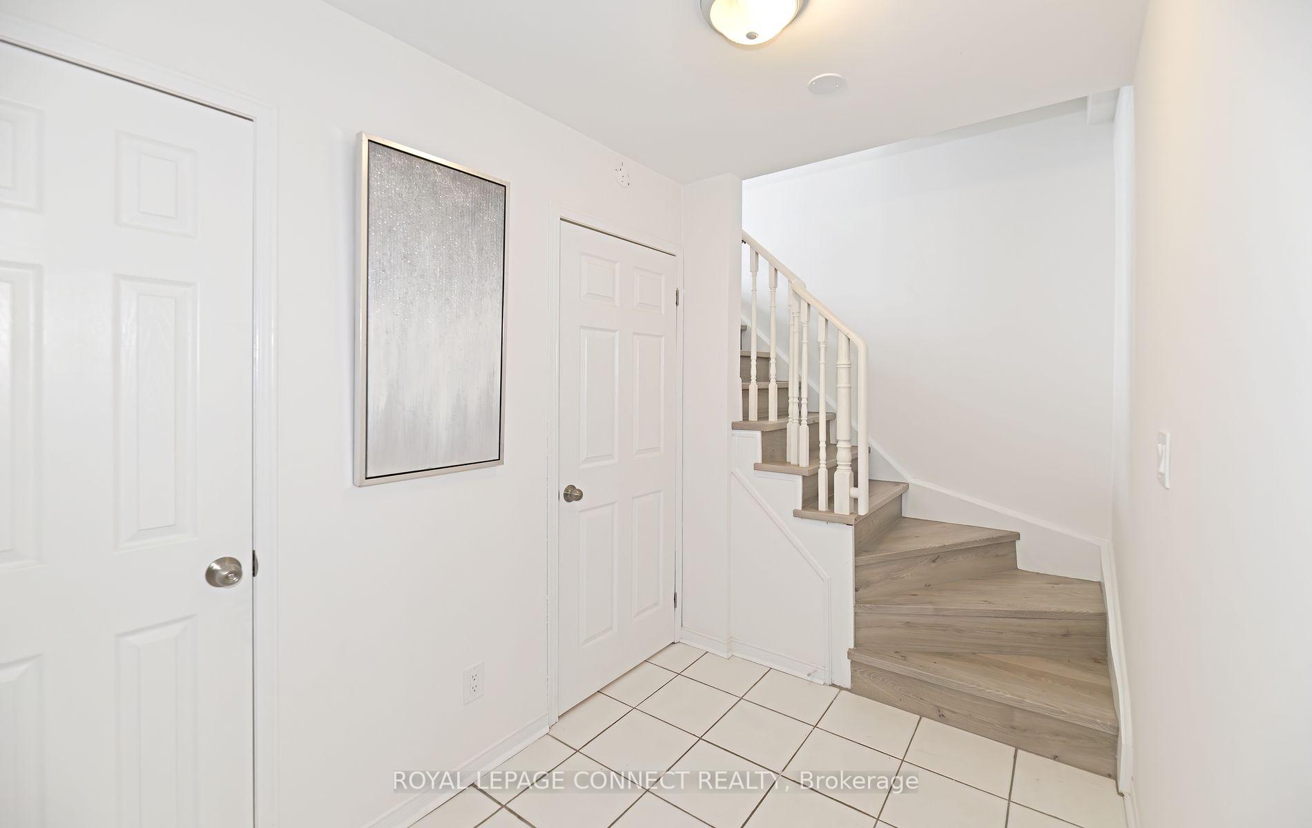 Photo 12 of 85 Sprucedale Way, Whitby, Pringle Creek — HOMEH