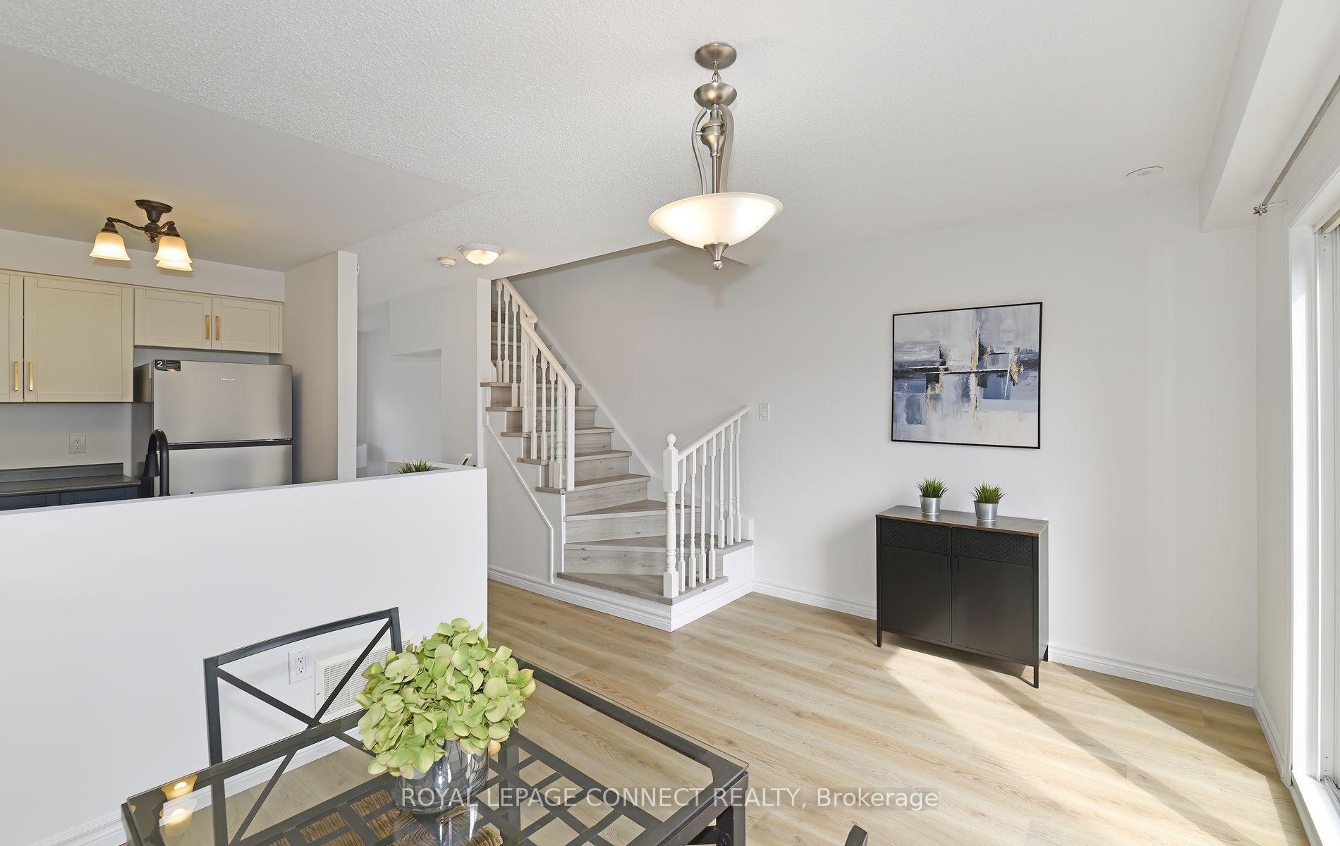 Photo 14 of 85 Sprucedale Way, Whitby, Pringle Creek — HOMEH