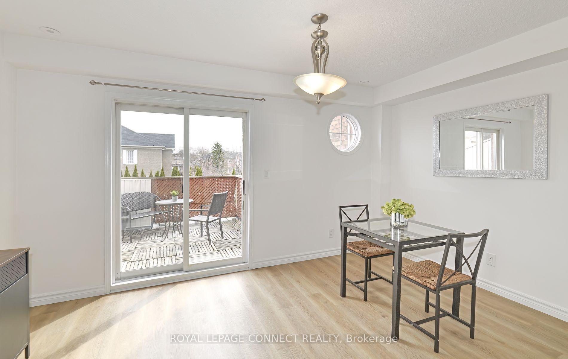 Photo 15 of 85 Sprucedale Way, Whitby, Pringle Creek — HOMEH