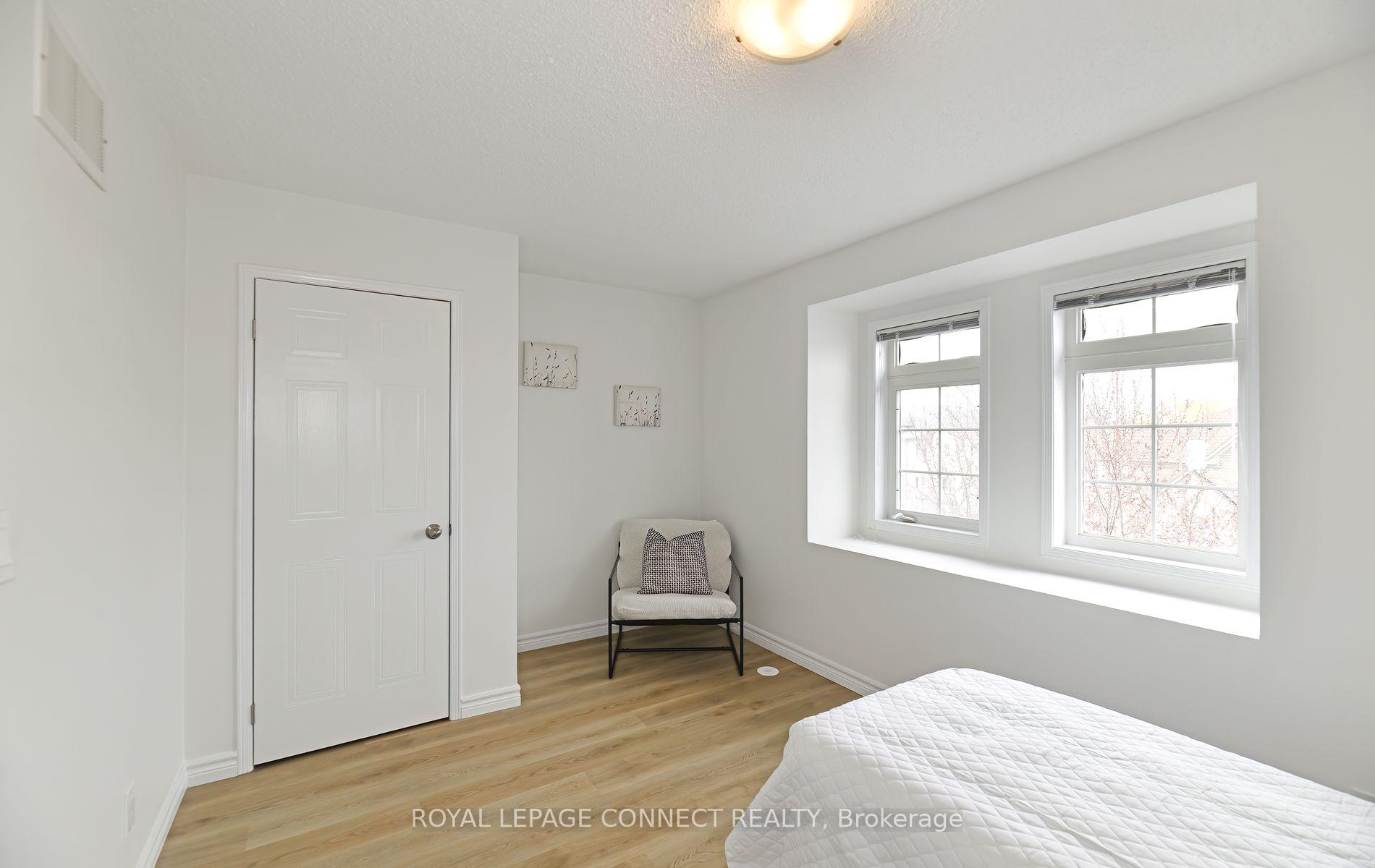 Photo 29 of 85 Sprucedale Way, Whitby, Pringle Creek — HOMEH