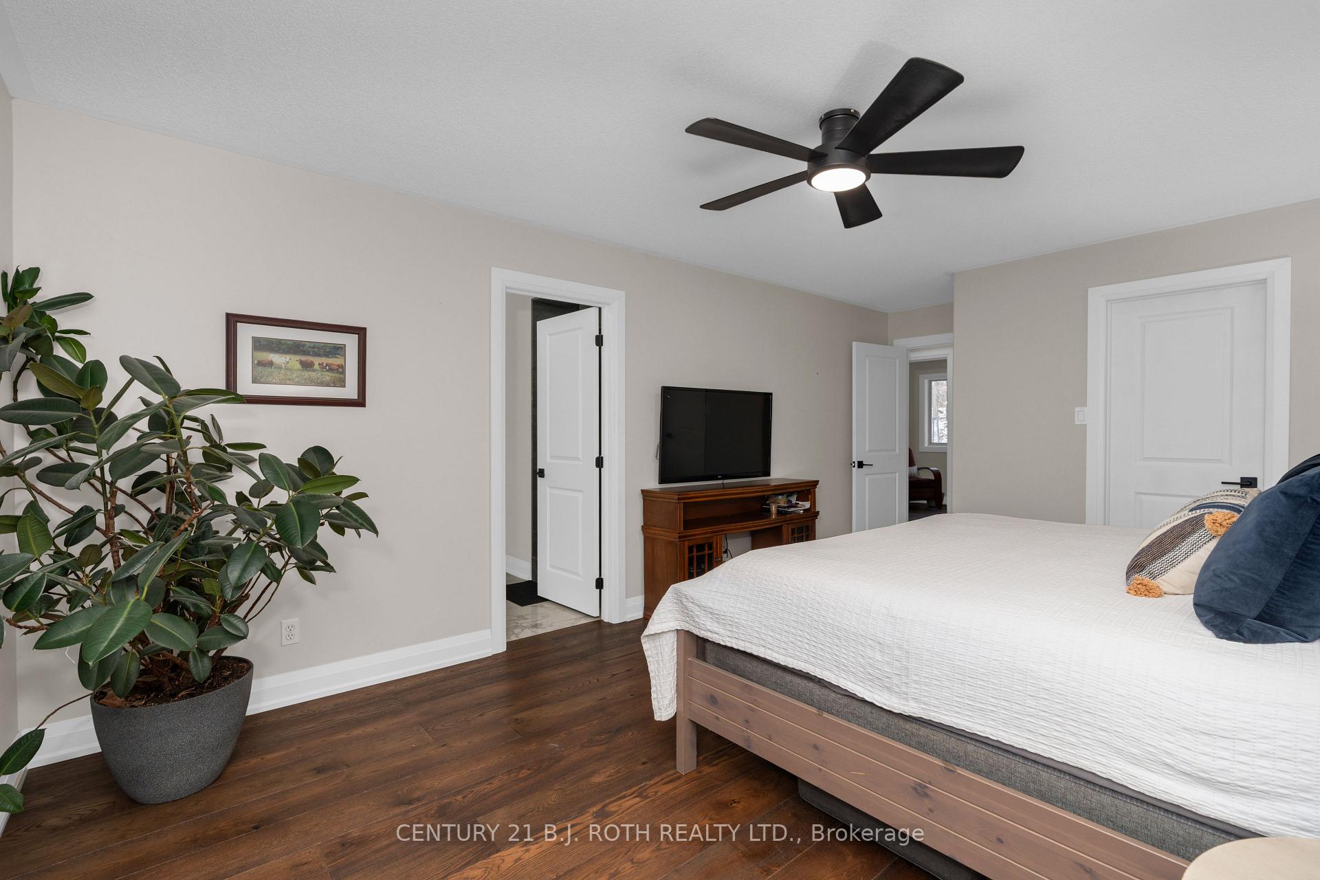 Photo 11 of 14 Brookfield Crescent, Barrie, Bayshore — HOMEH