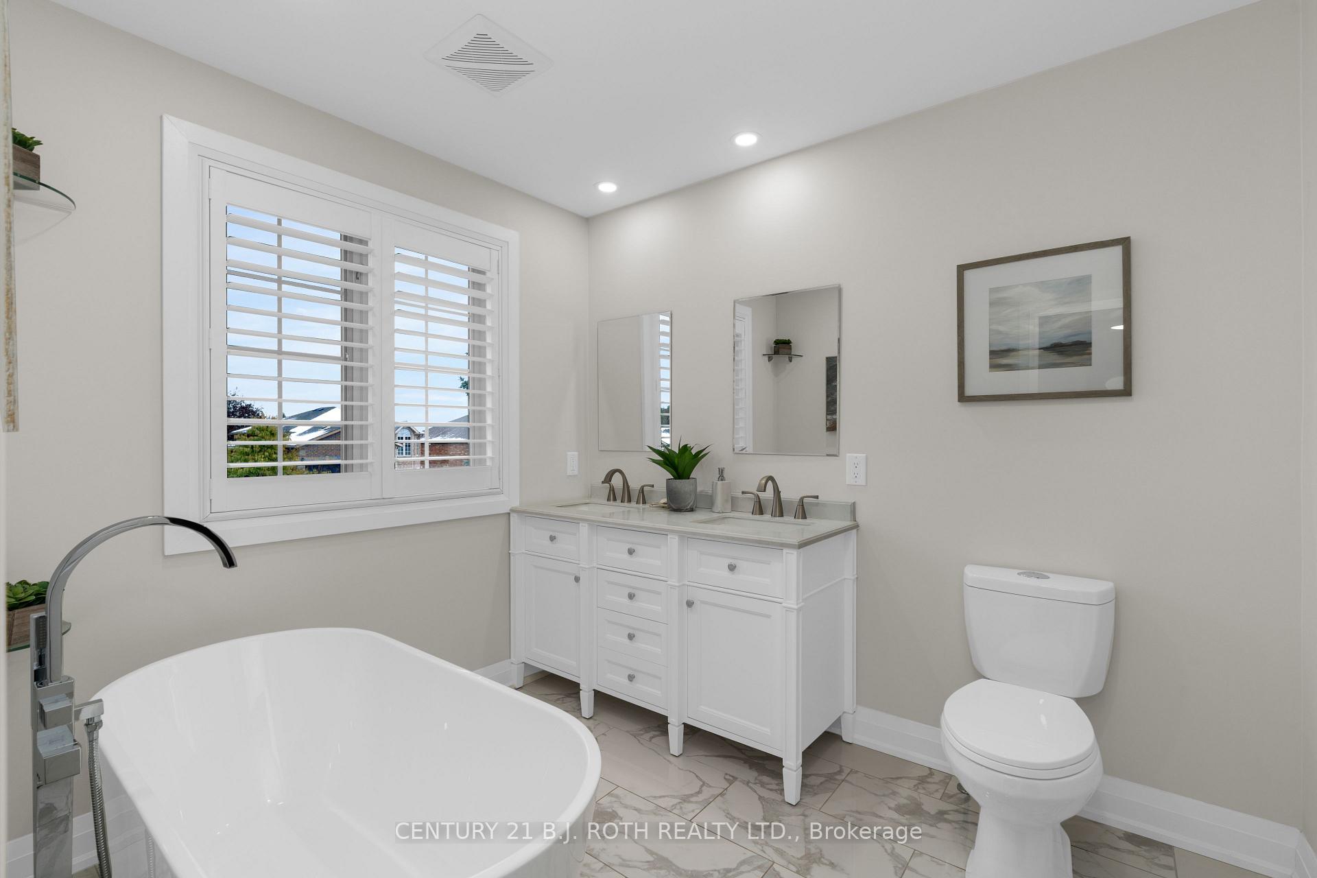 Photo 13 of 14 Brookfield Crescent, Barrie, Bayshore — HOMEH