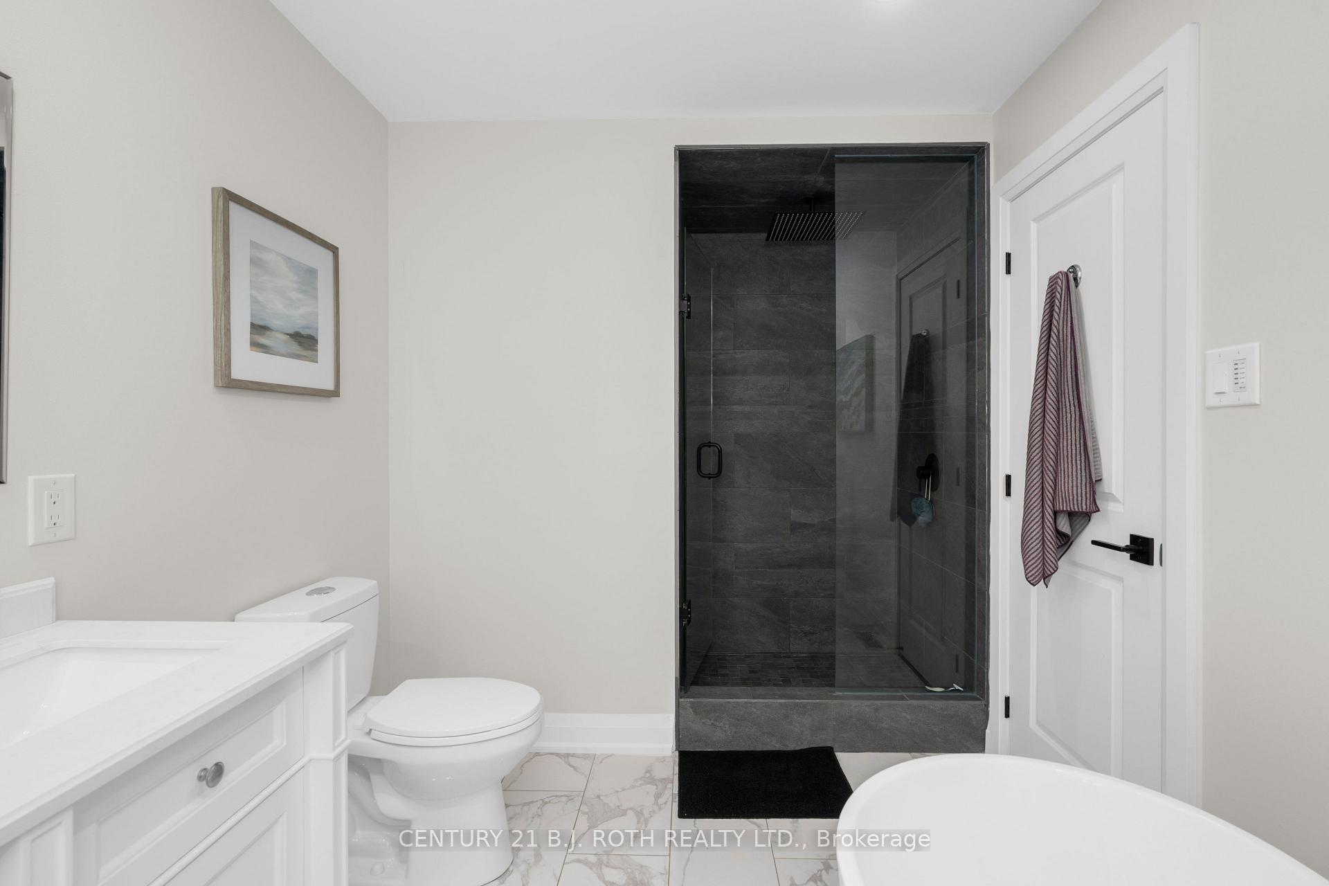 Photo 18 of 14 Brookfield Crescent, Barrie, Bayshore — HOMEH