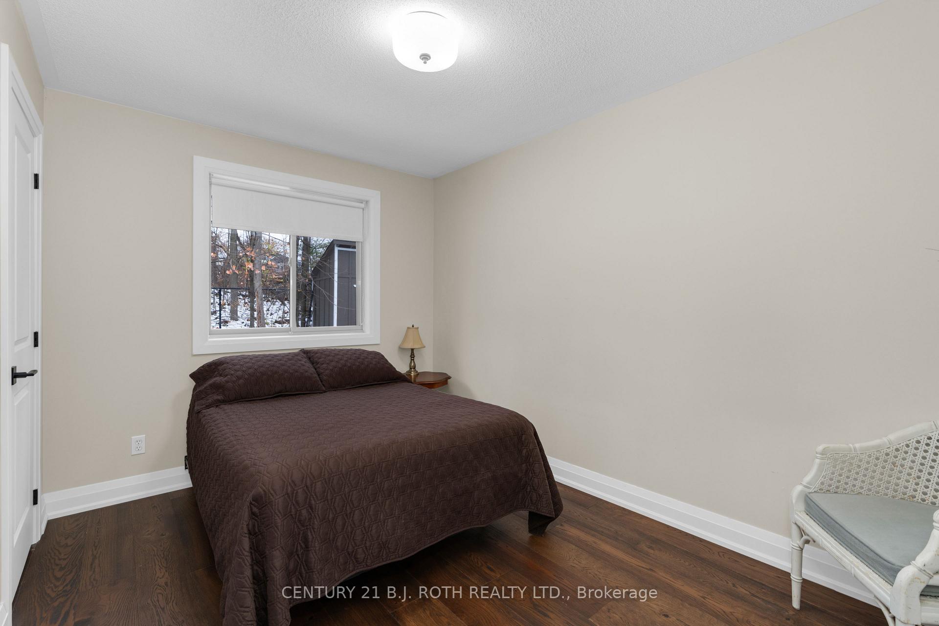 Photo 15 of 14 Brookfield Crescent, Barrie, Bayshore — HOMEH
