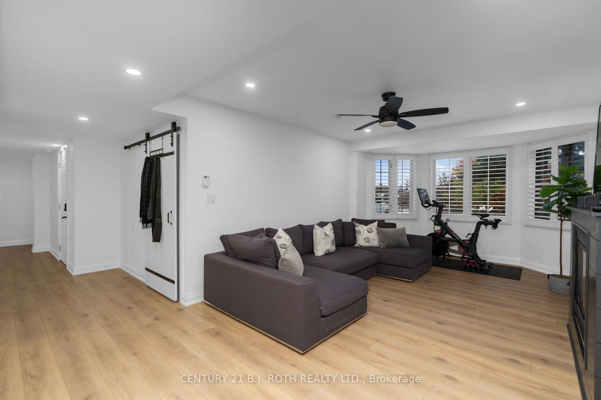 Photo 20 of 14 Brookfield Crescent, Barrie, Bayshore — HOMEH
