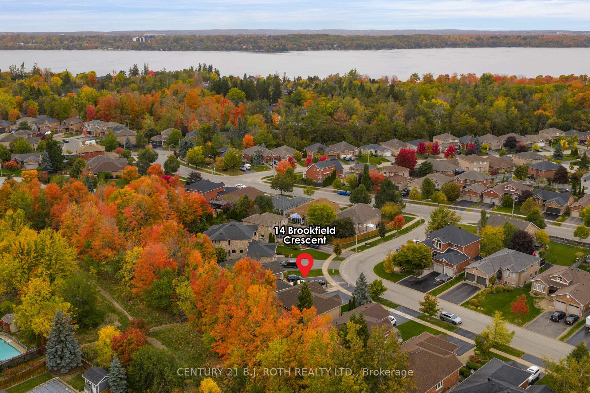 Photo 40 of 14 Brookfield Crescent, Barrie, Bayshore — HOMEH