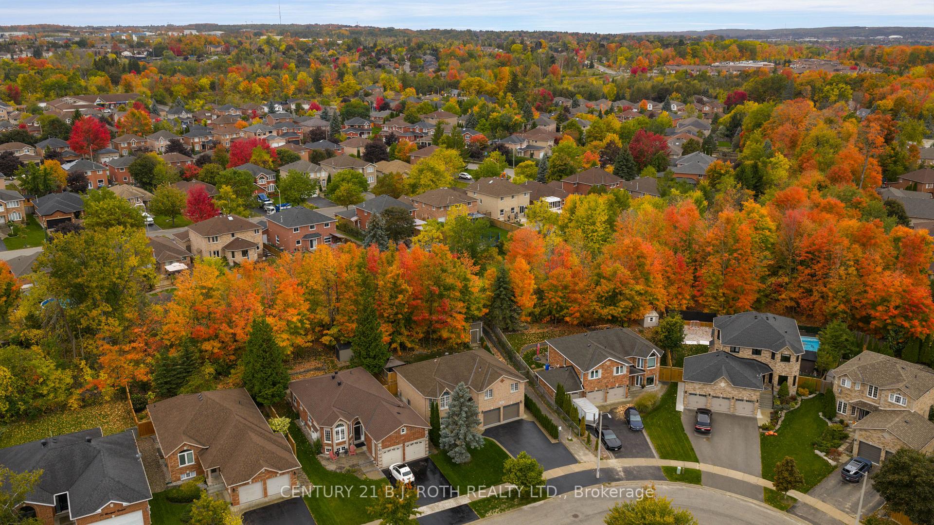 Photo 41 of 14 Brookfield Crescent, Barrie, Bayshore — HOMEH
