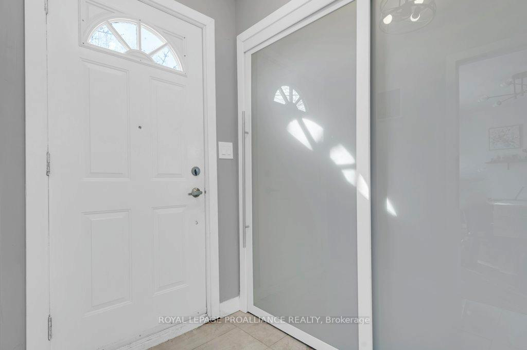 Photo 5 of 21 Herman Street, Belleville, Belleville Ward — HOMEH