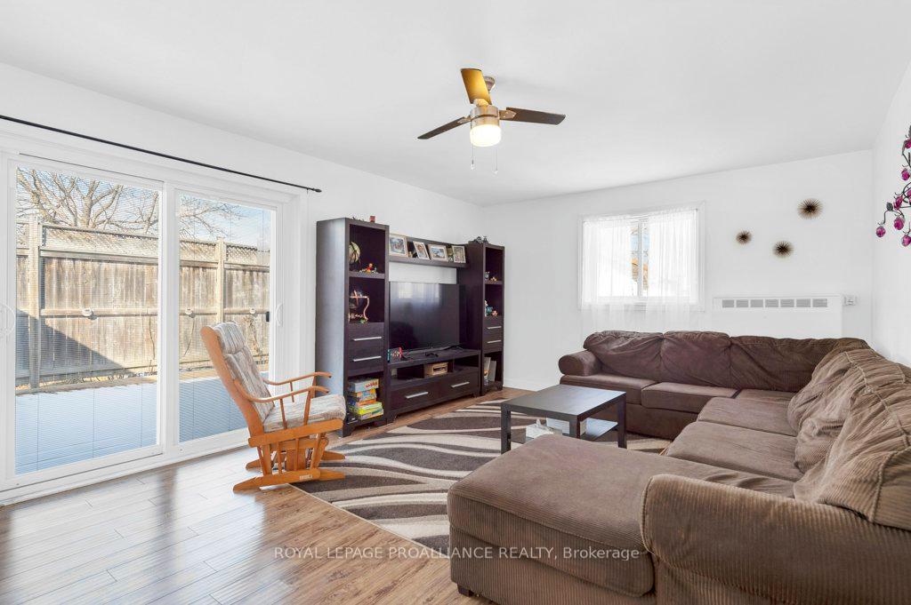 Photo 15 of 21 Herman Street, Belleville, Belleville Ward — HOMEH