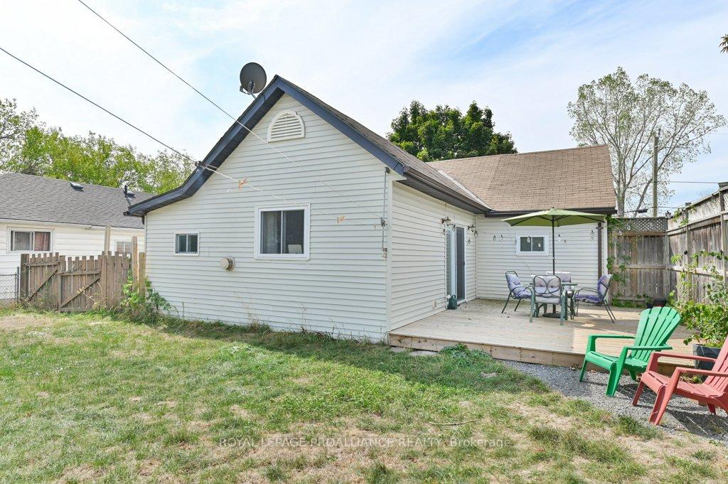 Photo 27 of 21 Herman Street, Belleville, Belleville Ward — HOMEH