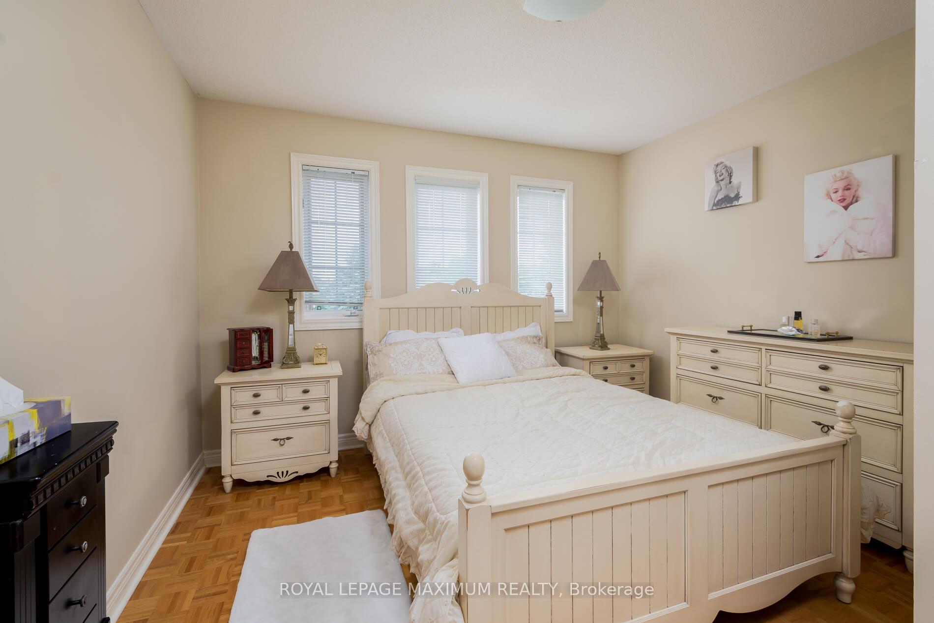 Photo 28 of 45 Windrose Court, Vaughan, East Woodbridge — HOMEH