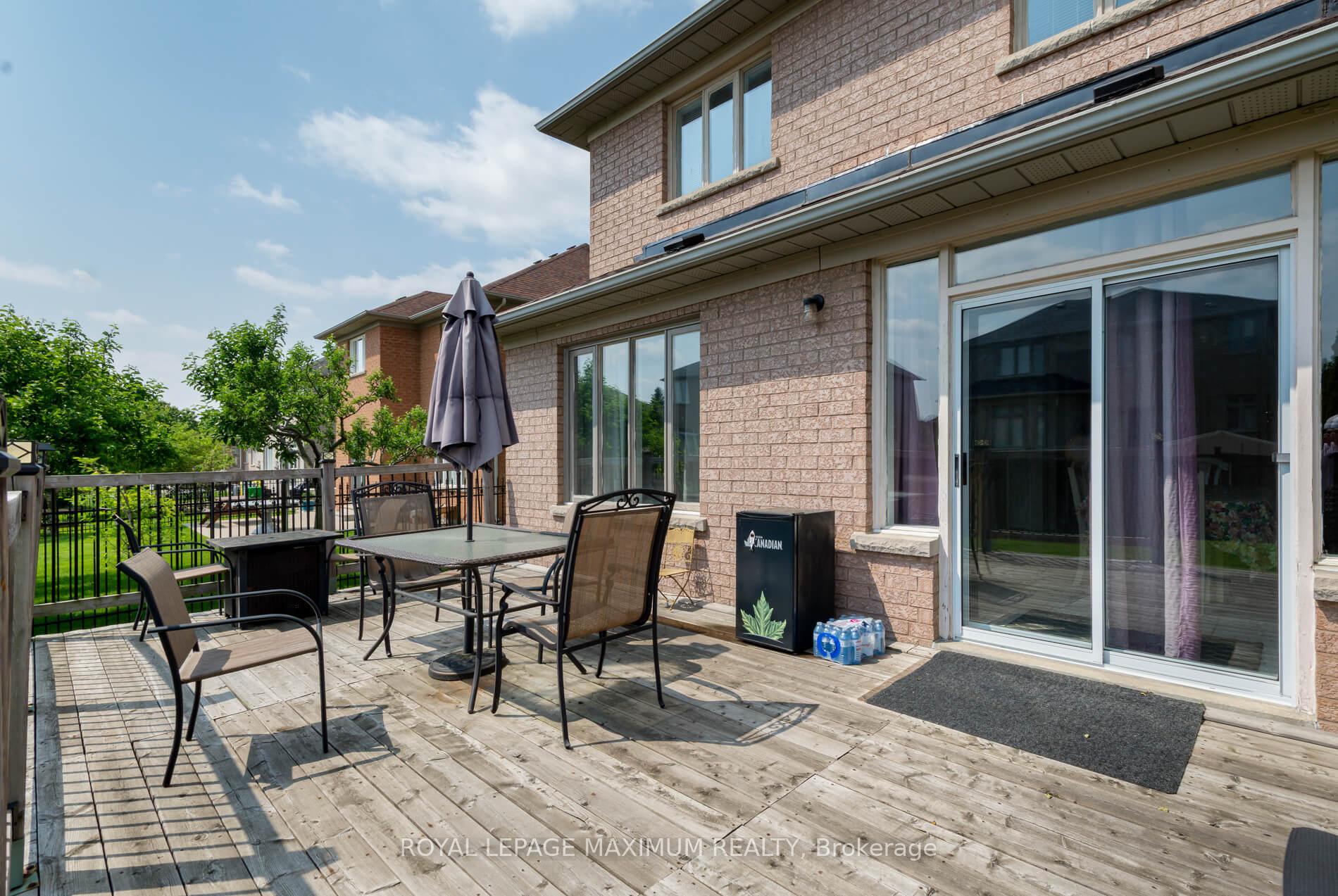 Photo 40 of 45 Windrose Court, Vaughan, East Woodbridge — HOMEH