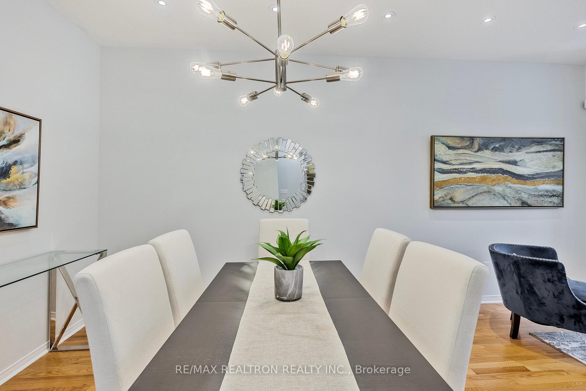Photo 11 of 39 Pyneside Street, Markham, Cornell — HOMEH
