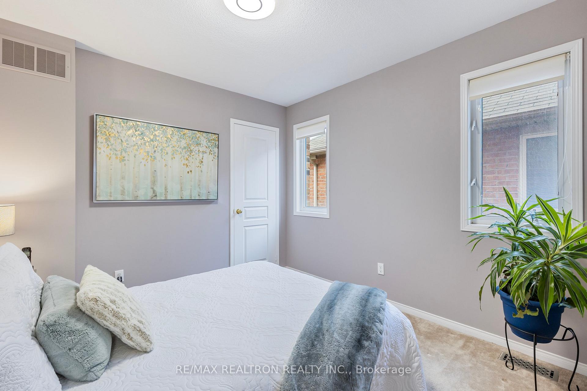 Photo 28 of 39 Pyneside Street, Markham, Cornell — HOMEH