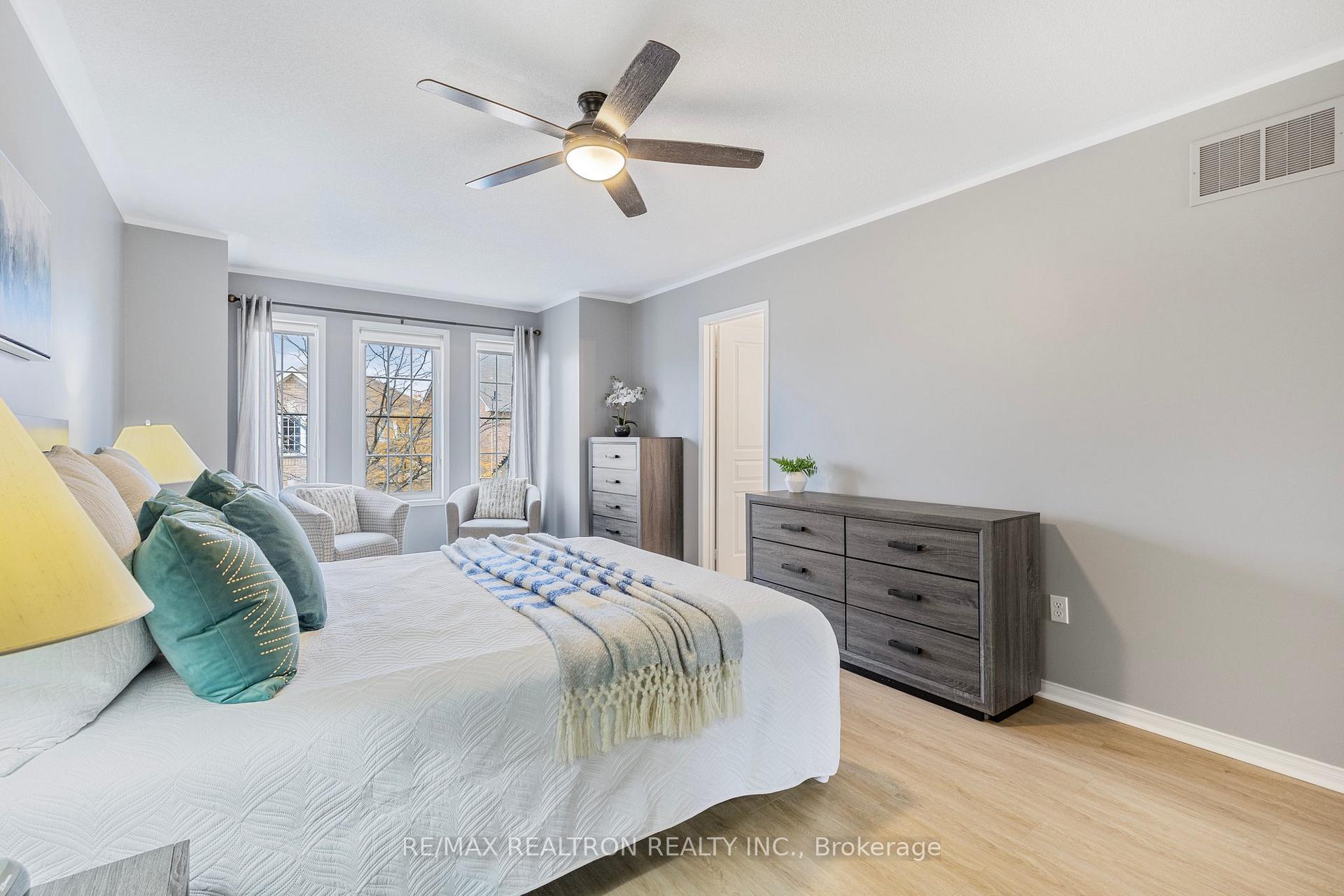 Photo 30 of 39 Pyneside Street, Markham, Cornell — HOMEH