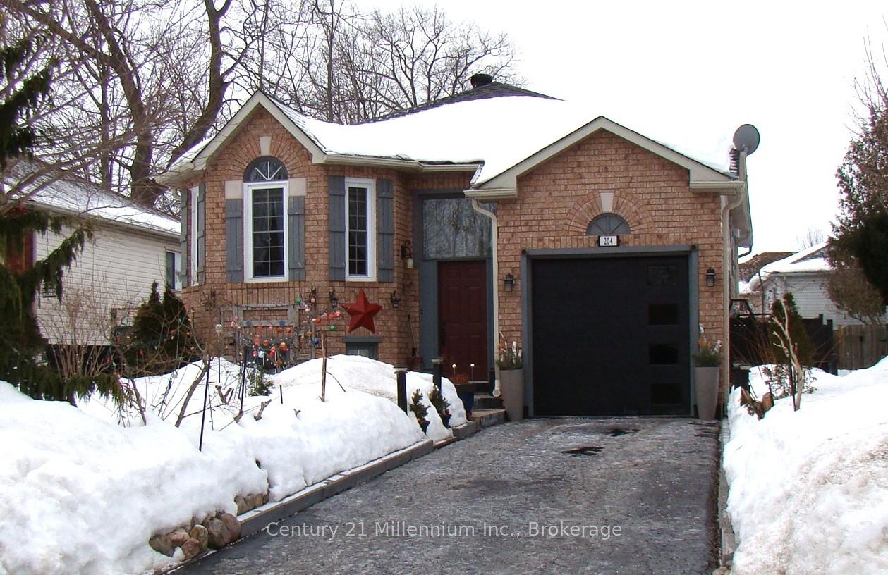Front of 204 Dyer Drive