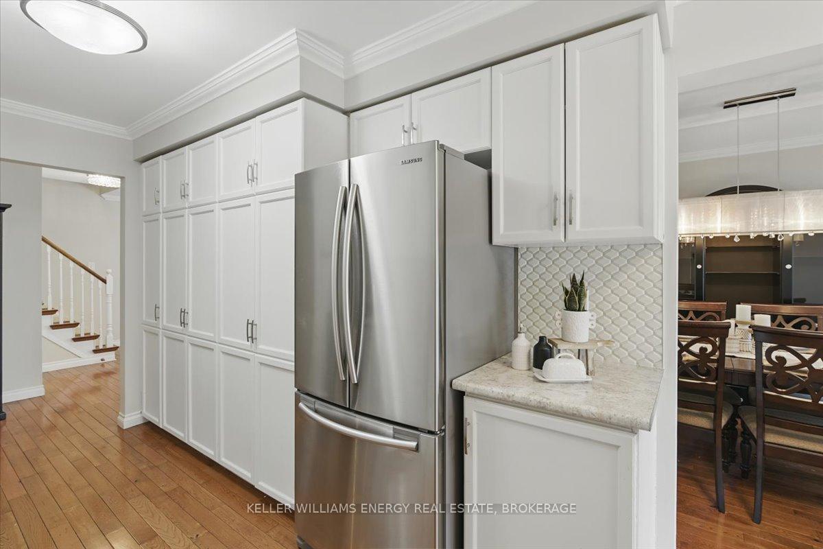 Photo 14 of 42 Pinebrook Crescent, Whitby, Williamsburg — HOMEH