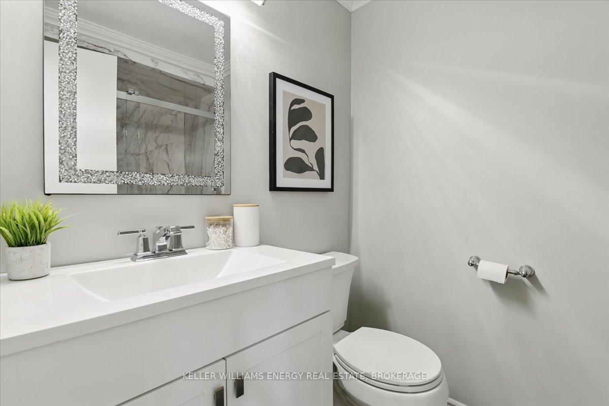 Photo 24 of 42 Pinebrook Crescent, Whitby, Williamsburg — HOMEH