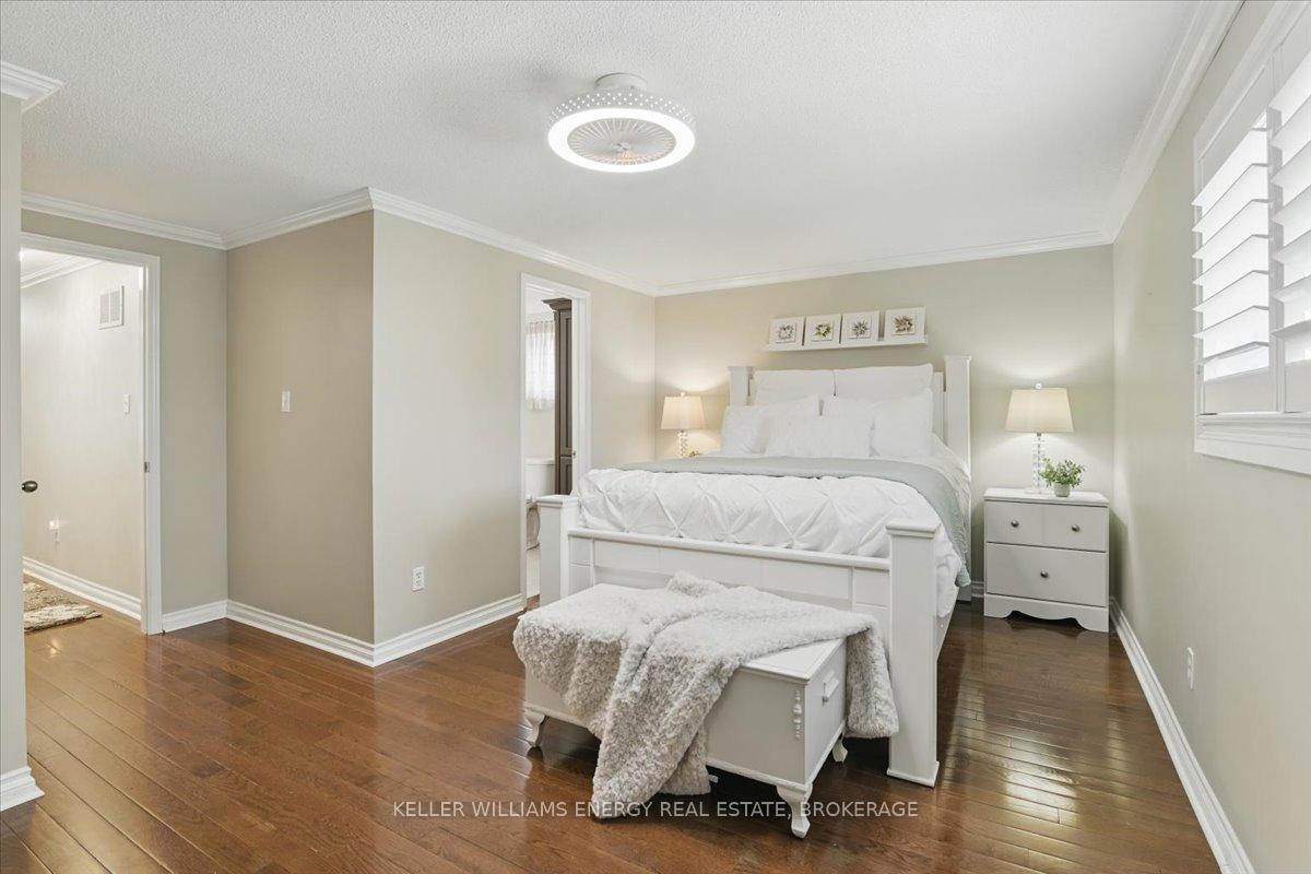 Photo 26 of 42 Pinebrook Crescent, Whitby, Williamsburg — HOMEH