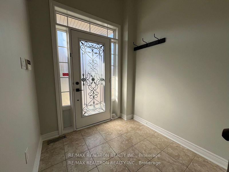 Photo 2 of 31 Blue Grouse Road, Vaughan, Patterson — HOMEH