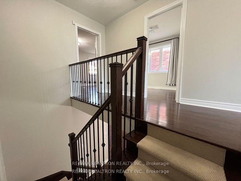 Photo 12 of 31 Blue Grouse Road, Vaughan, Patterson — HOMEH