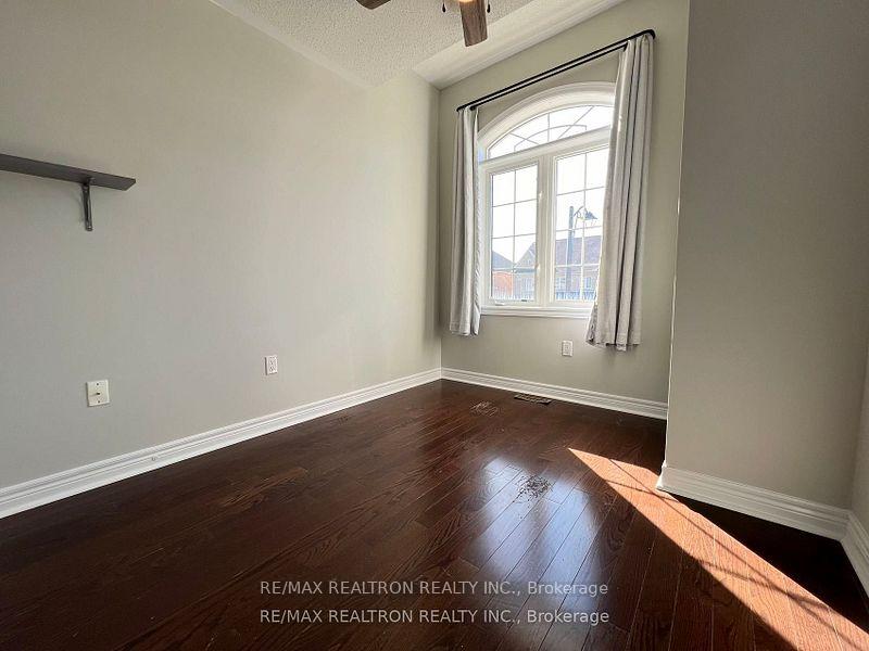 Photo 24 of 31 Blue Grouse Road, Vaughan, Patterson — HOMEH