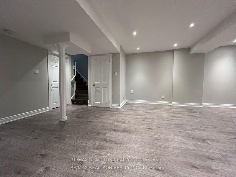 Photo 28 of 31 Blue Grouse Road, Vaughan, Patterson — HOMEH