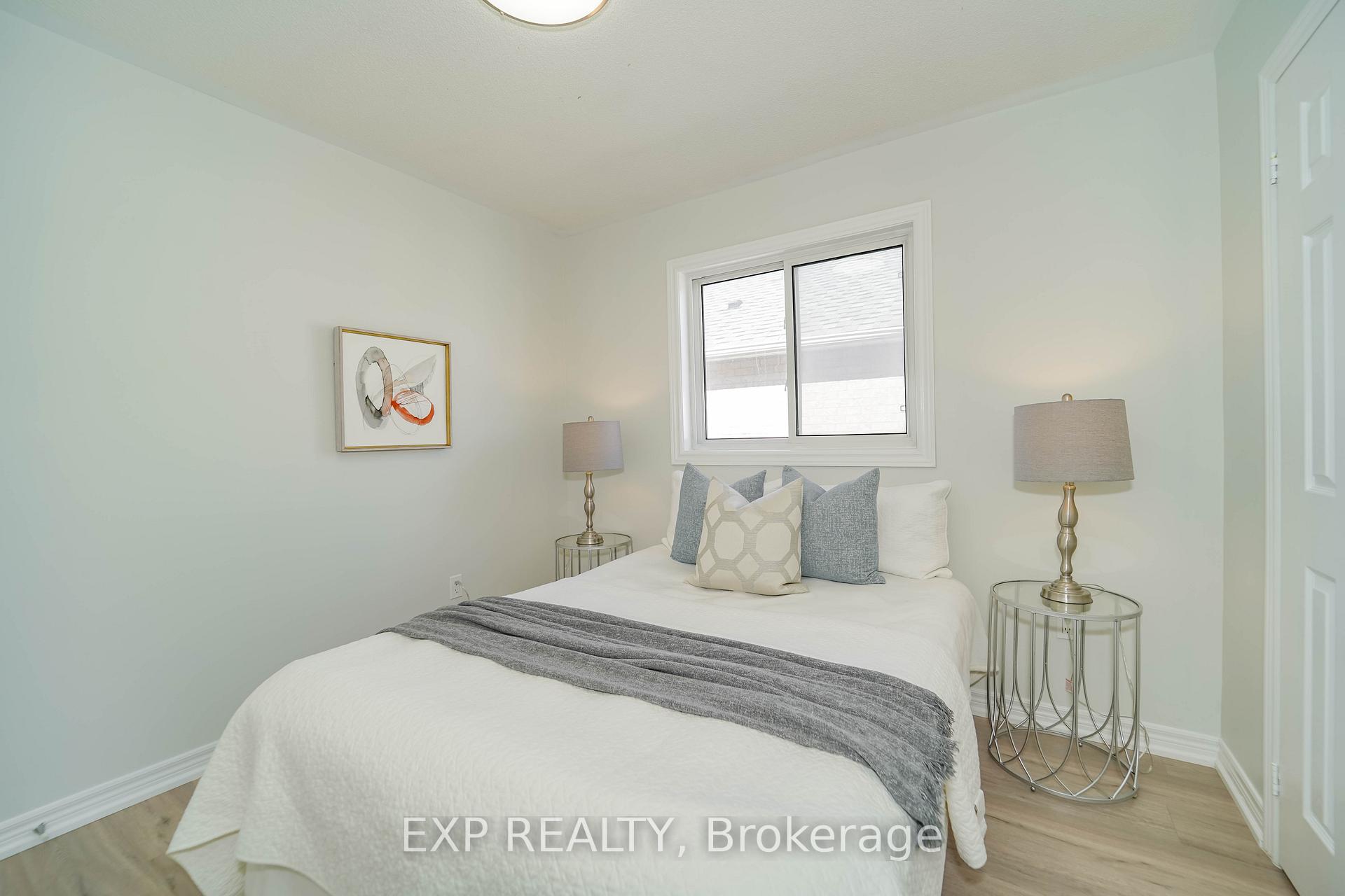 Photo 17 of 35 Ball Crescent, Whitby, Williamsburg — HOMEH