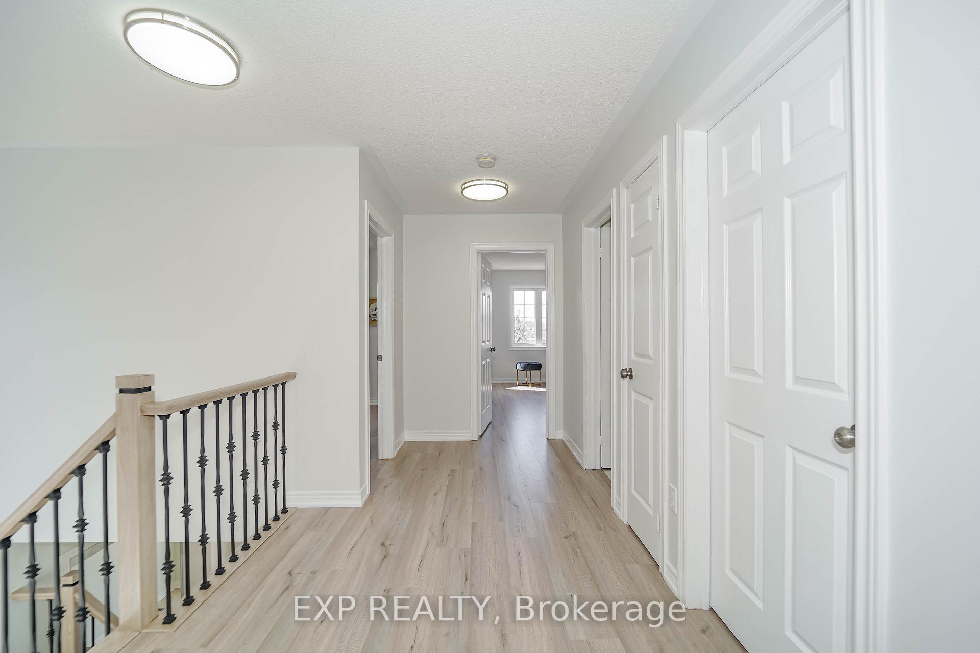Photo 19 of 35 Ball Crescent, Whitby, Williamsburg — HOMEH