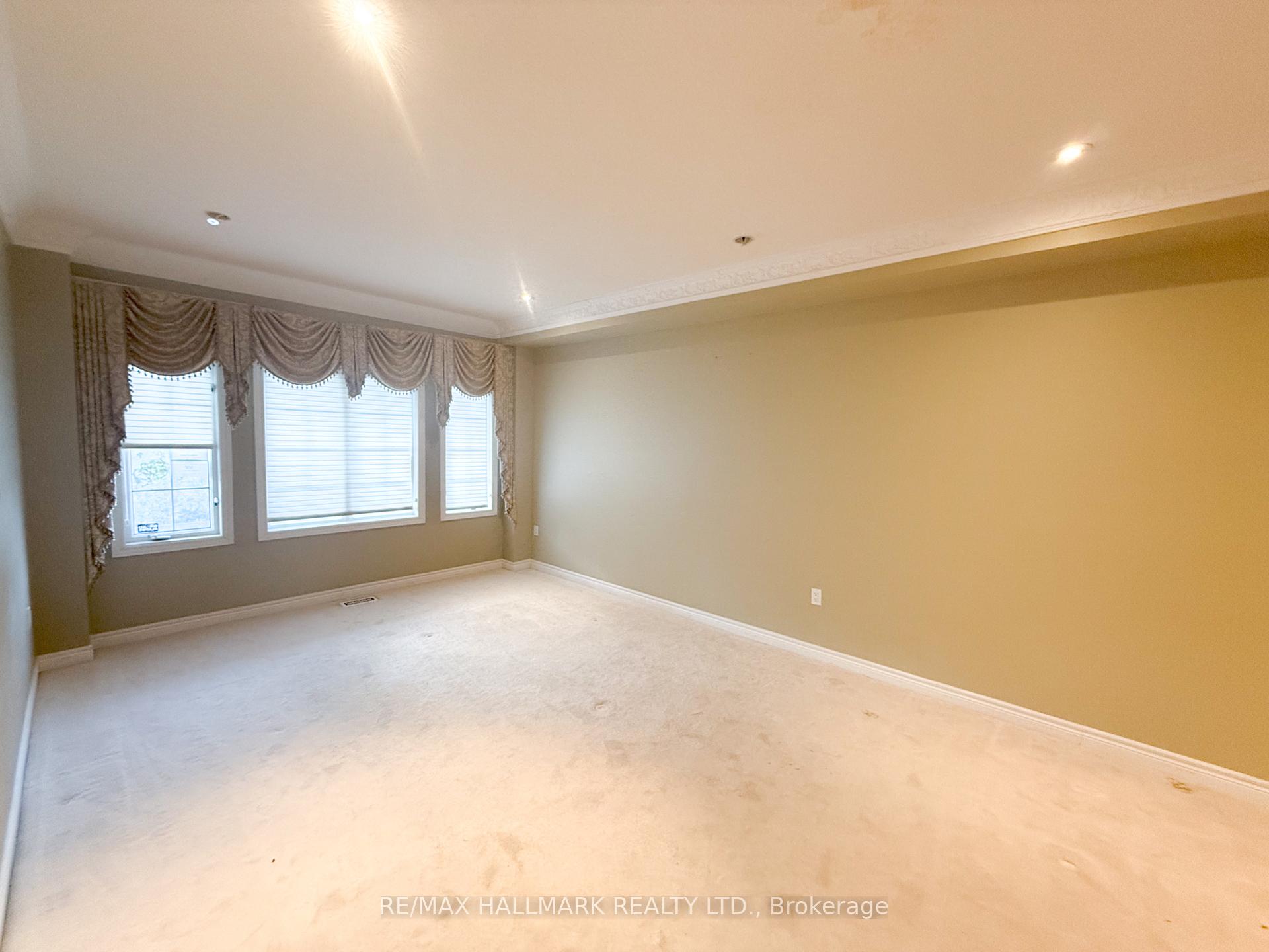 Photo 10 of 47 Eakin Mill Road, Markham, Wismer — HOMEH